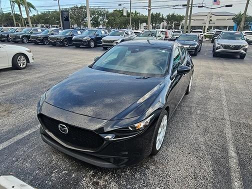 2023 Mazda Mazda3 FWD w/Preferred Package