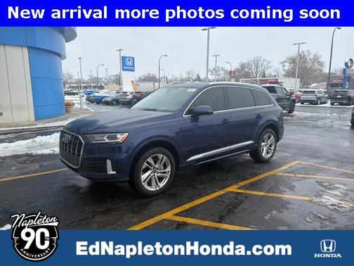 2023 Audi Q7 45 Premium