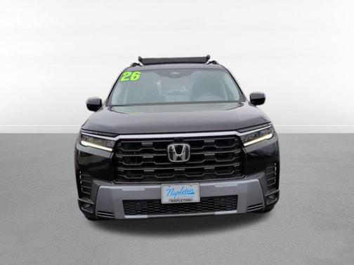 Crystal Black Pearl 2026 Honda Pilot Elite