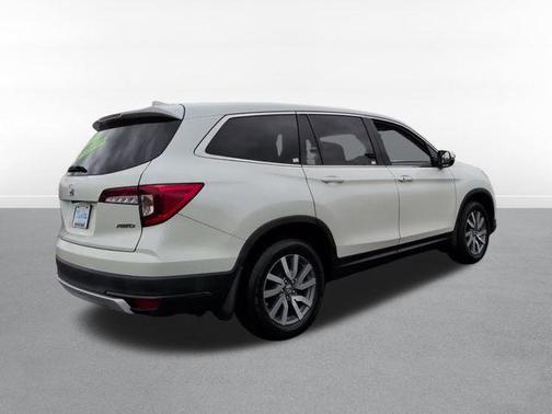 White Diamond Pearl 2019 Honda Pilot EX-L