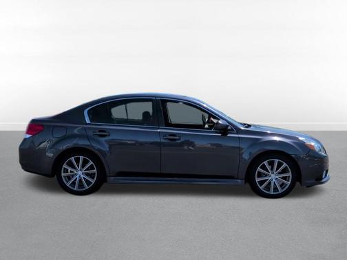 Graphite Gray Metallic 2013 Subaru Legacy Sport