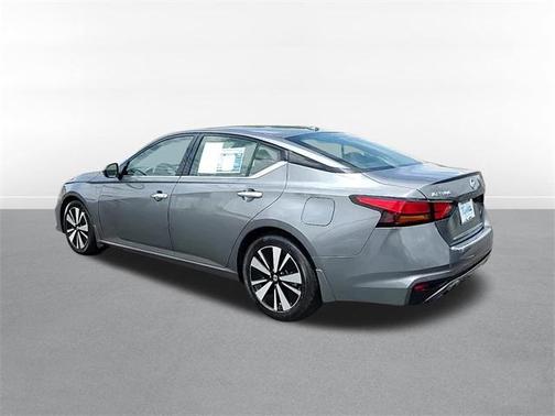 2022 Nissan Altima 2.5 SL