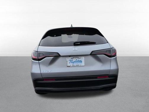 Solar Silver Metallic 2026 Honda HR-V LX