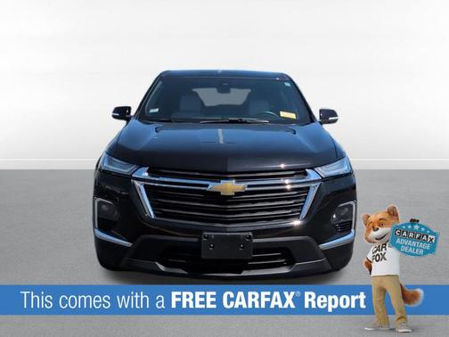Mosaic Black Metallic 2023 Chevrolet Traverse LS