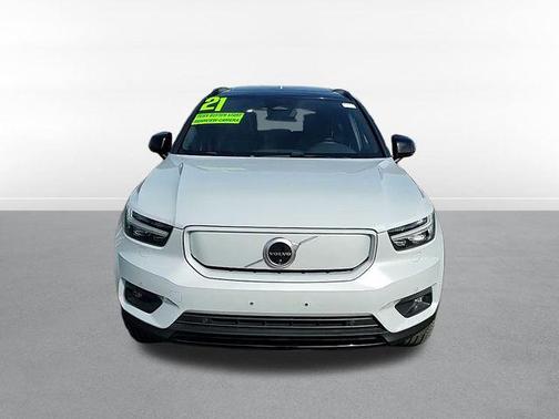 2021 Volvo XC40 Recharge Pure Electric P8