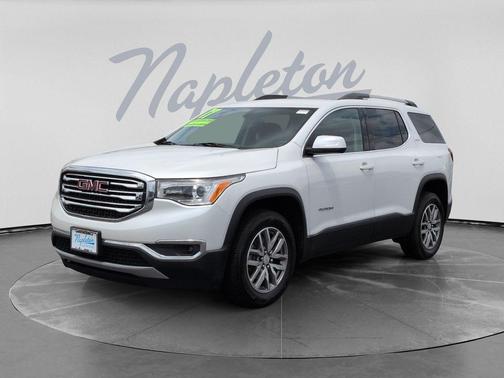 White Frost Tricoat 2017 GMC Acadia SLE-2
