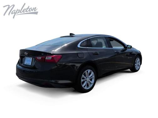 Mosaic Black Metallic 2024 Chevrolet Malibu FWD 1LT