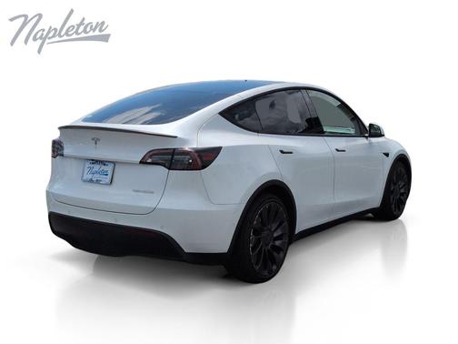 Pearl White Multi-Coat 2022 Tesla Model Y Performance Dual Motor All-Wheel Drive