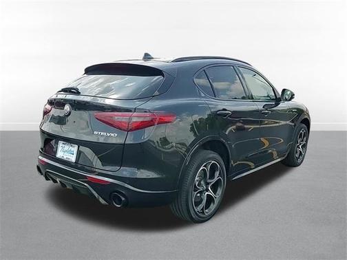 2022 Alfa Romeo Stelvio Ti