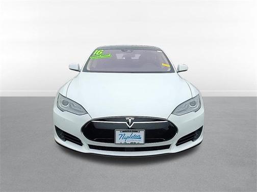 2016 Tesla Model S 90D