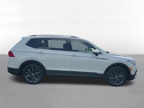 2023 Volkswagen Tiguan 2.0T SE 4MOTION