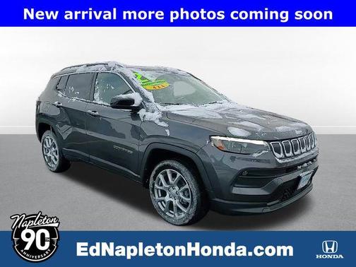 2022 Jeep Compass Latitude Lux