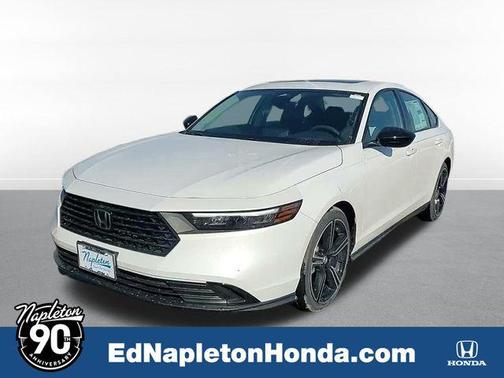 Platinum White Pearl 2026 Honda Accord SE Sedan