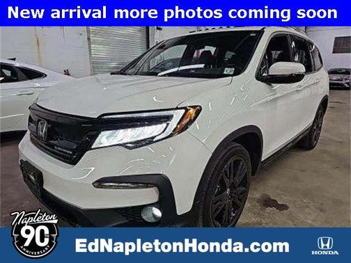 2022 Honda Pilot AWD Black Edition