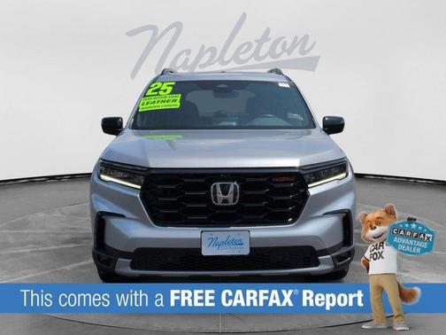 Lunar Silver Metallic 2025 Honda Pilot TrailSport