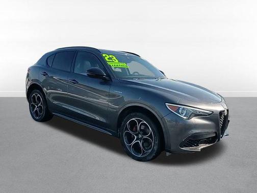 2023 Alfa Romeo Stelvio Veloce AWD
