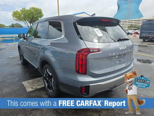 Everlasting Silver 2025 Kia Telluride S