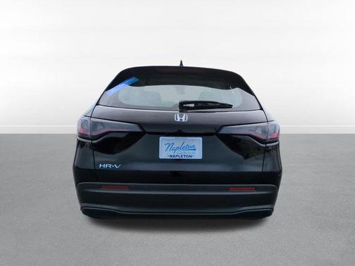 Crystal Black Pearl 2024 Honda HR-V LX