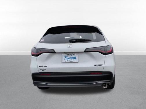 Platinum White Pearl 2026 Honda HR-V AWD Sport
