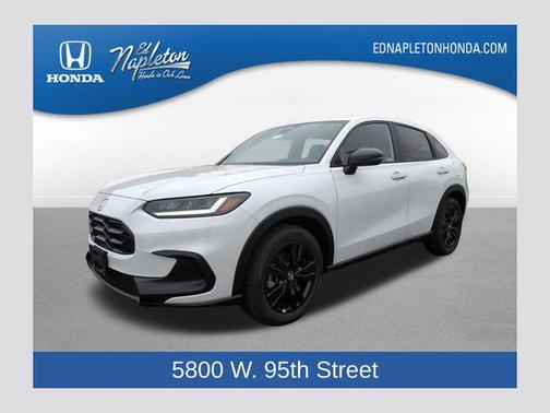 Platinum White Pearl 2026 Honda HR-V AWD Sport