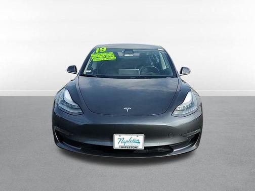 2019 Tesla Model 3 Long Range