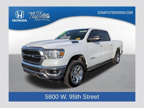 Bright White Clearcoat 2022 RAM 1500 Big Horn/Lone Star
