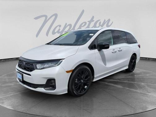 Platinum White Pearl 2025 Honda Odyssey Sport-L