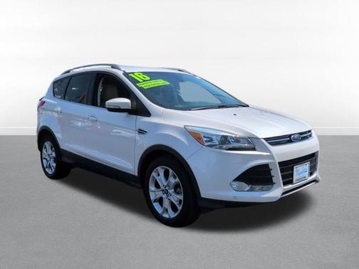 White Platinum Metallic Tri-Coat 2016 Ford Escape Titanium