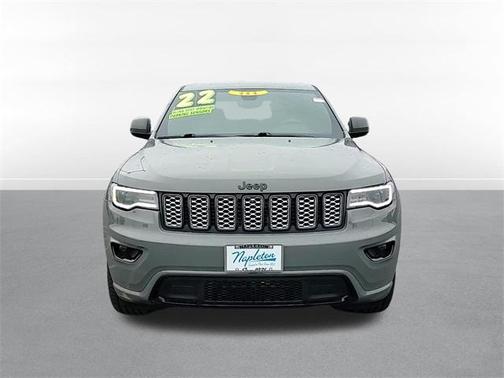 2022 Jeep Grand Cherokee Laredo