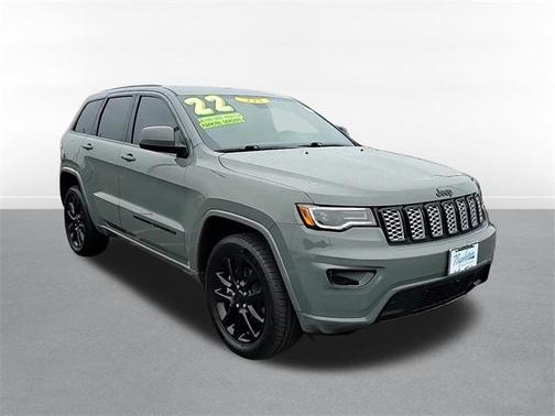 2022 Jeep Grand Cherokee Laredo