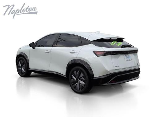Everest White Pearl Tricoat 2024 Nissan ARIYA ENGAGE+