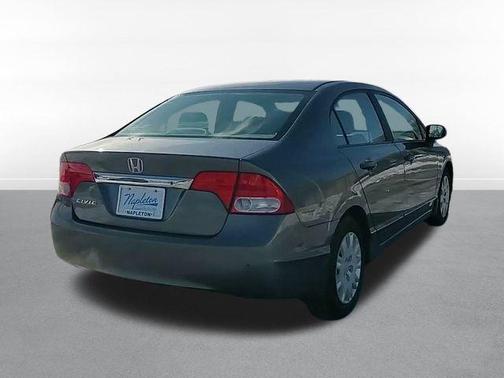 2010 Honda Civic DX-VP