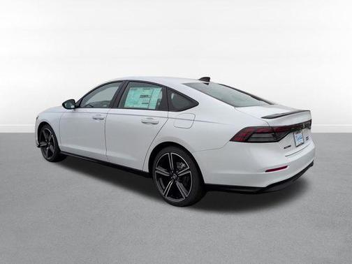Platinum White Pearl 2026 Honda Accord Hybrid Sport