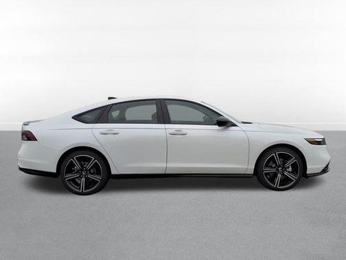 Platinum White Pearl 2026 Honda Accord Hybrid Sport