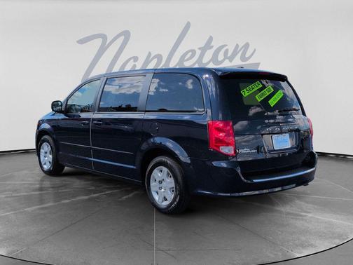 True Blue Pearlcoat 2013 Dodge Grand Caravan SE