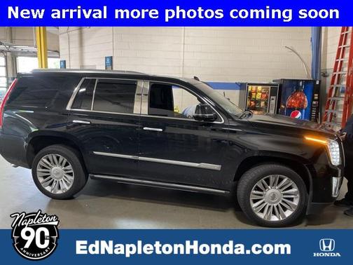 2017 Cadillac Escalade Platinum
