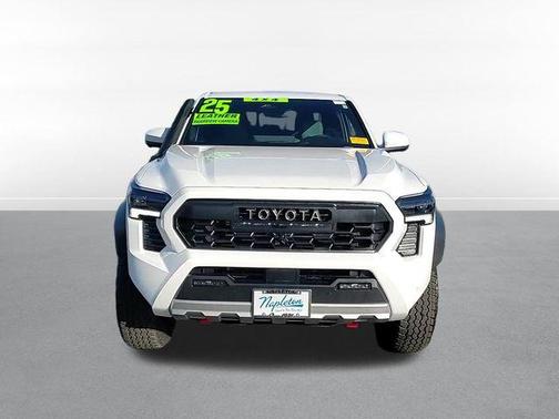 2025 Toyota Tacoma Hybrid Trailhunter