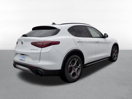 2022 Alfa Romeo Stelvio Ti