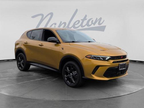 Acapulco Gold 2024 Dodge Hornet GT AWD