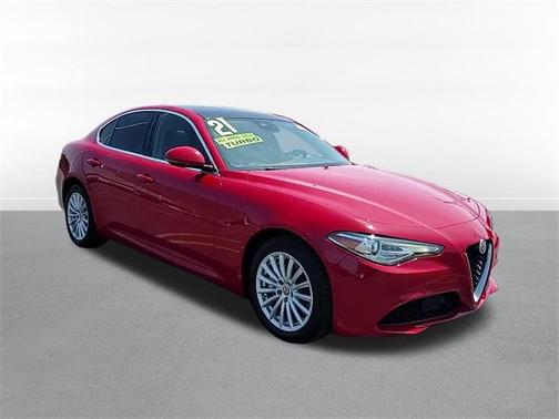 2021 Alfa Romeo Giulia Base