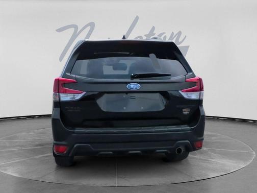 Crystal Black Silica 2023 Subaru Forester Wilderness