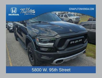 Diamond Black Crystal Pearlcoat 2022 RAM 1500 Rebel
