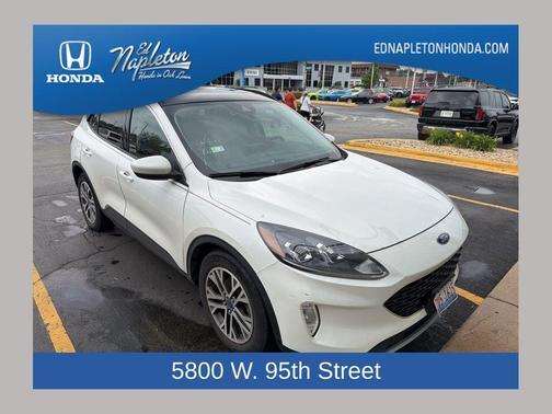 Star White Metallic Tri-Coat 2022 Ford Escape SEL