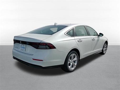 2025 Honda Accord LX 1.5T