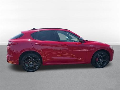 2022 Alfa Romeo Stelvio Ti