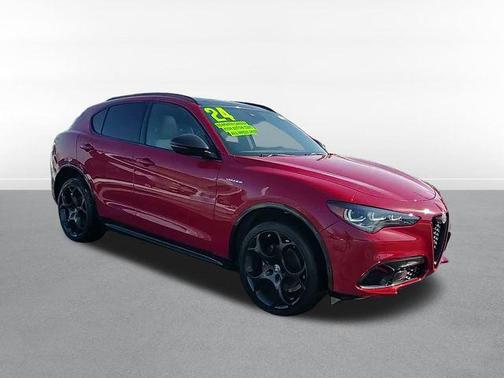 2024 Alfa Romeo Stelvio Veloce AWD
