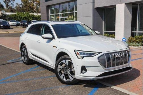 2023 Audi e-tron Premium Plus quattro
