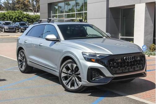 2025 Audi Q8 Premium 55 TFSI quattro