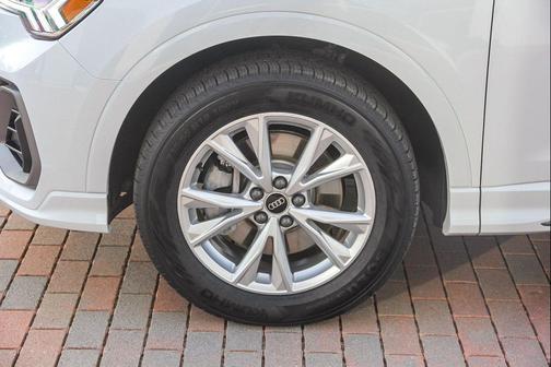 2023 Audi Q3 Premium 45 TFSI S line quattro Tiptronic