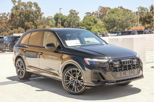 2025 Audi Q7 55 Premium Plus